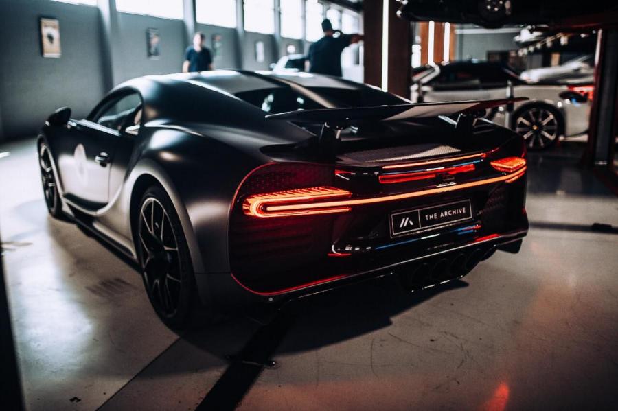  Bugatti Chiron by The Archive 2019 года  (фото 8 из 8)
